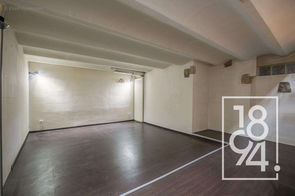 Appartement à MARSEILLE-6E
