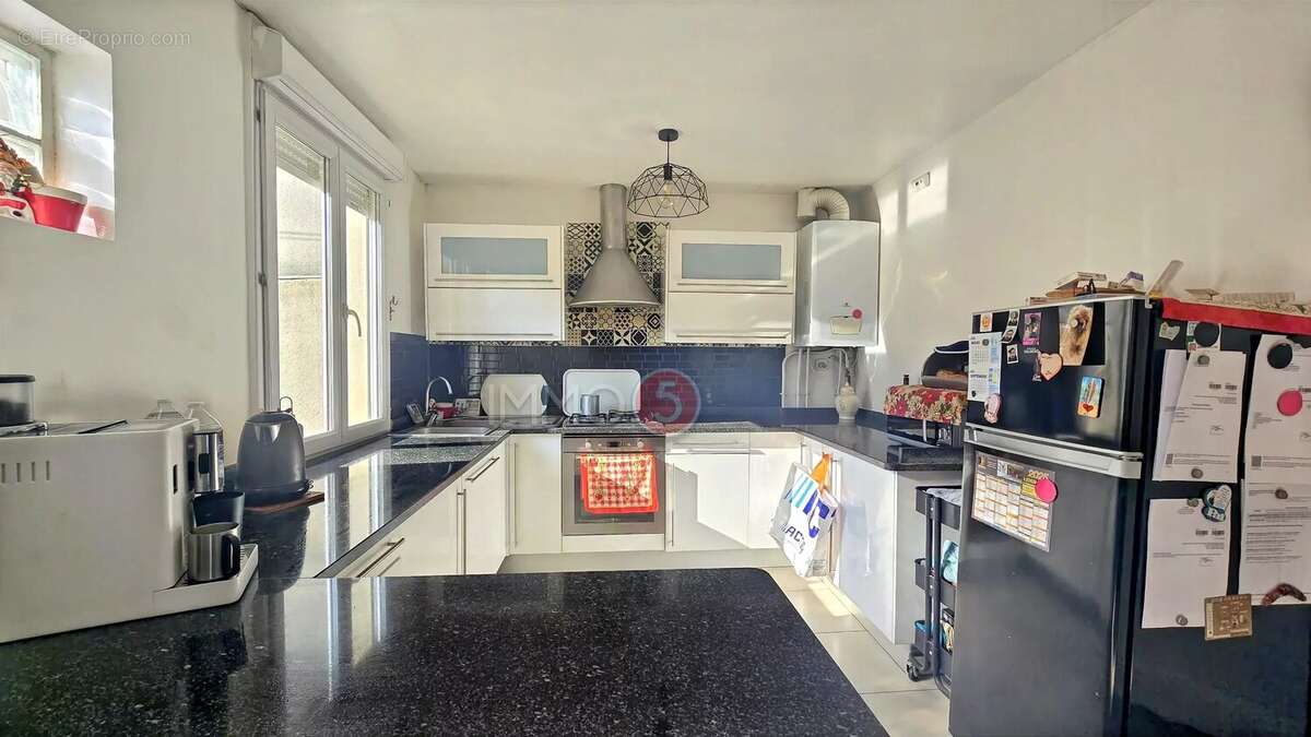 Maison à LES PAVILLONS-SOUS-BOIS