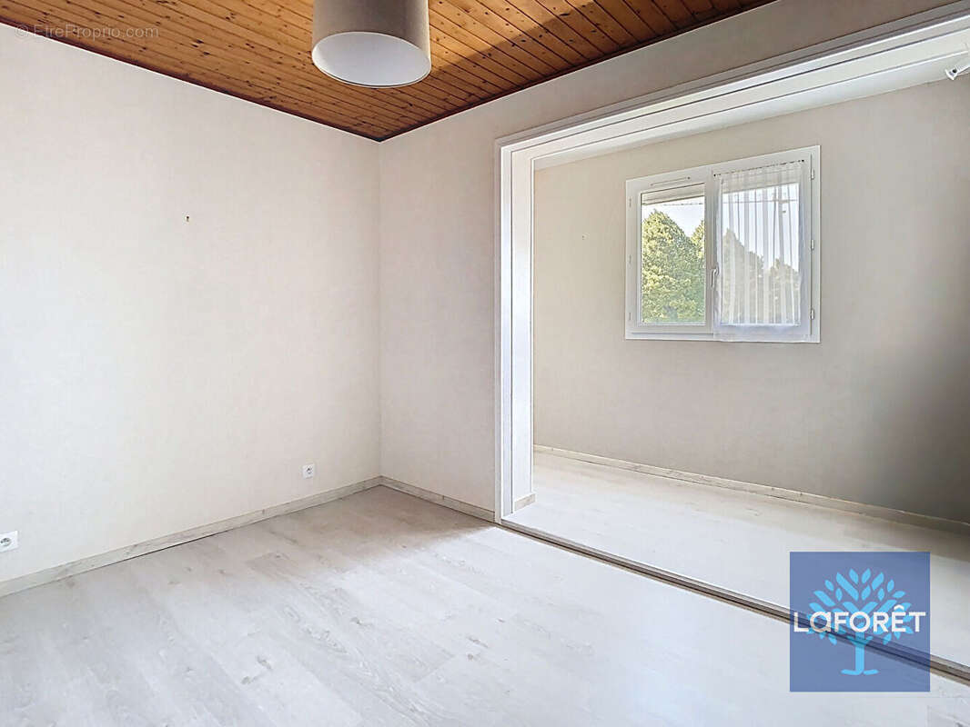 Maison de ville 107 m² à Chantonnay - photo 8