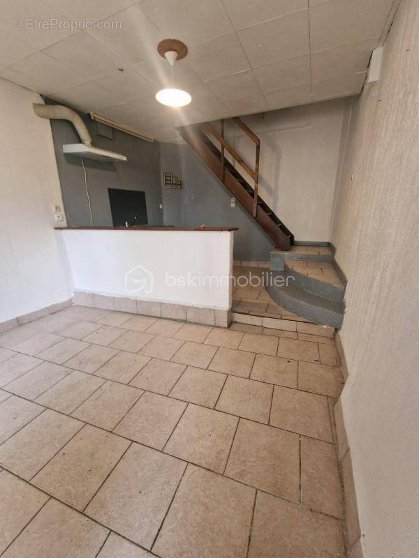 Maison à SAINT-JEAN-DE-BARROU