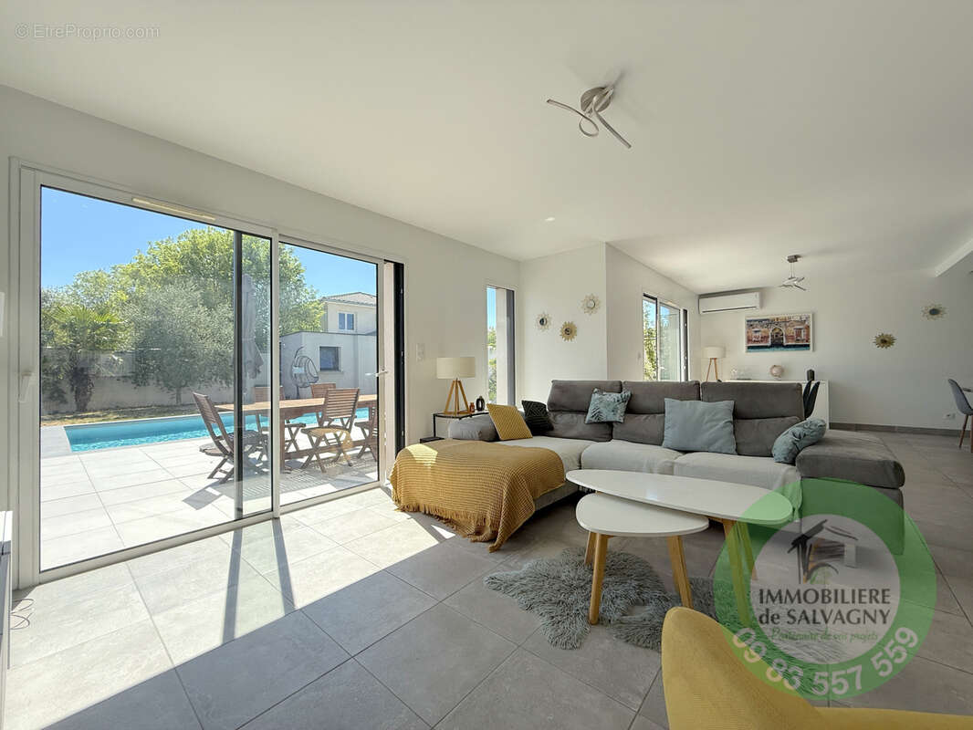 A vendre maison récente avec piscine et spa au calme - photo 5