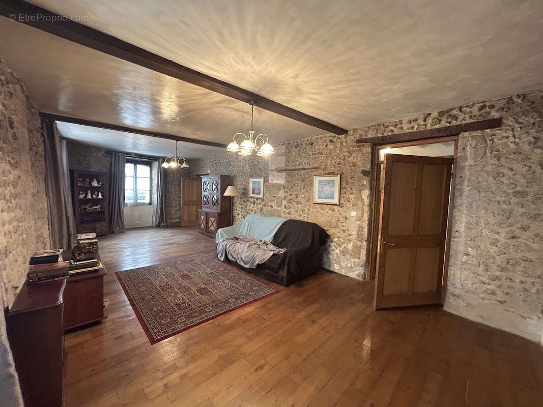 Maison à SAINT-SEVERIN