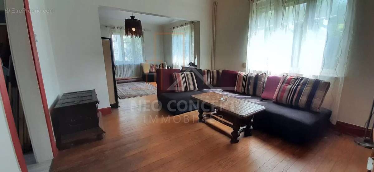 Maison accolée avec un agréable jardin ! - photo 3