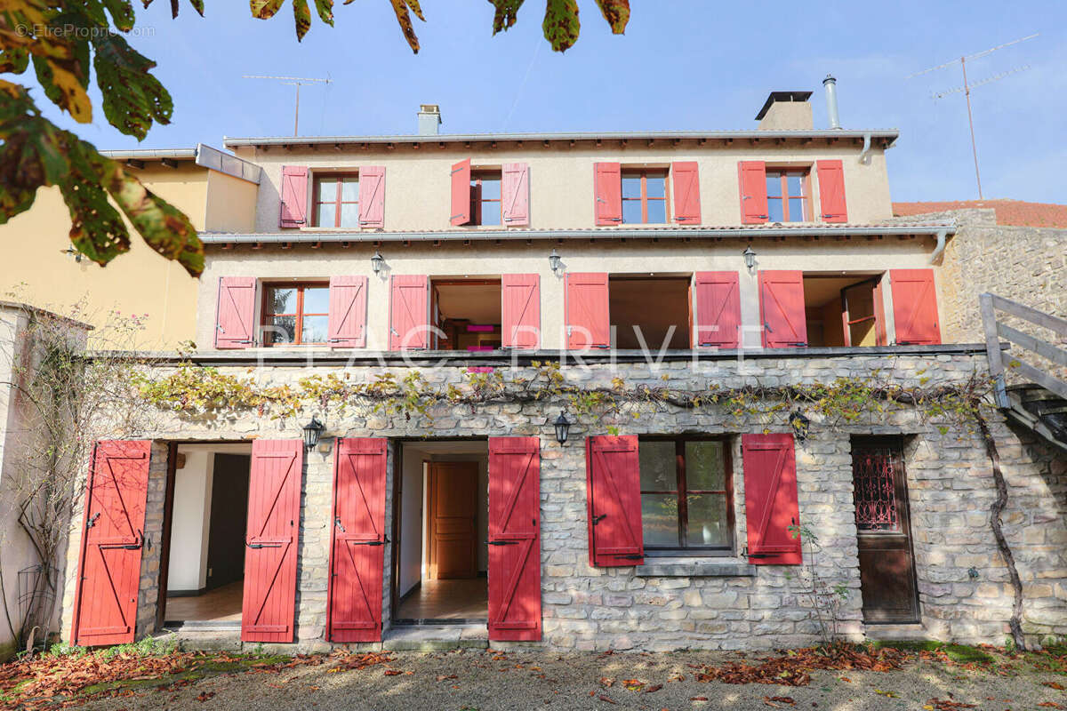 Maison à VINCEY