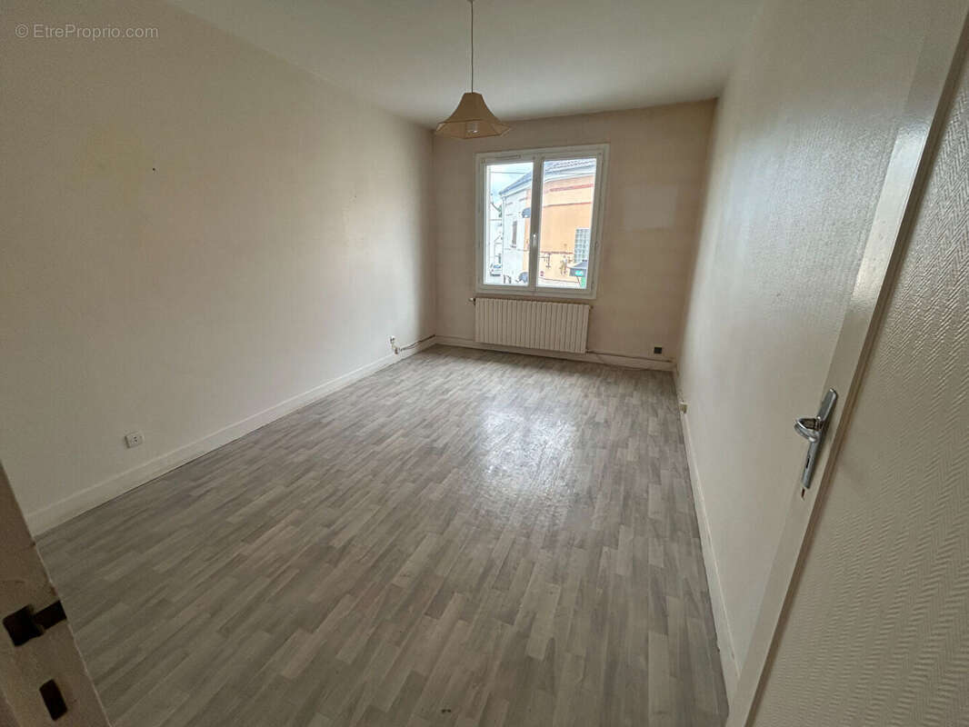 Appartement à VILLENOY