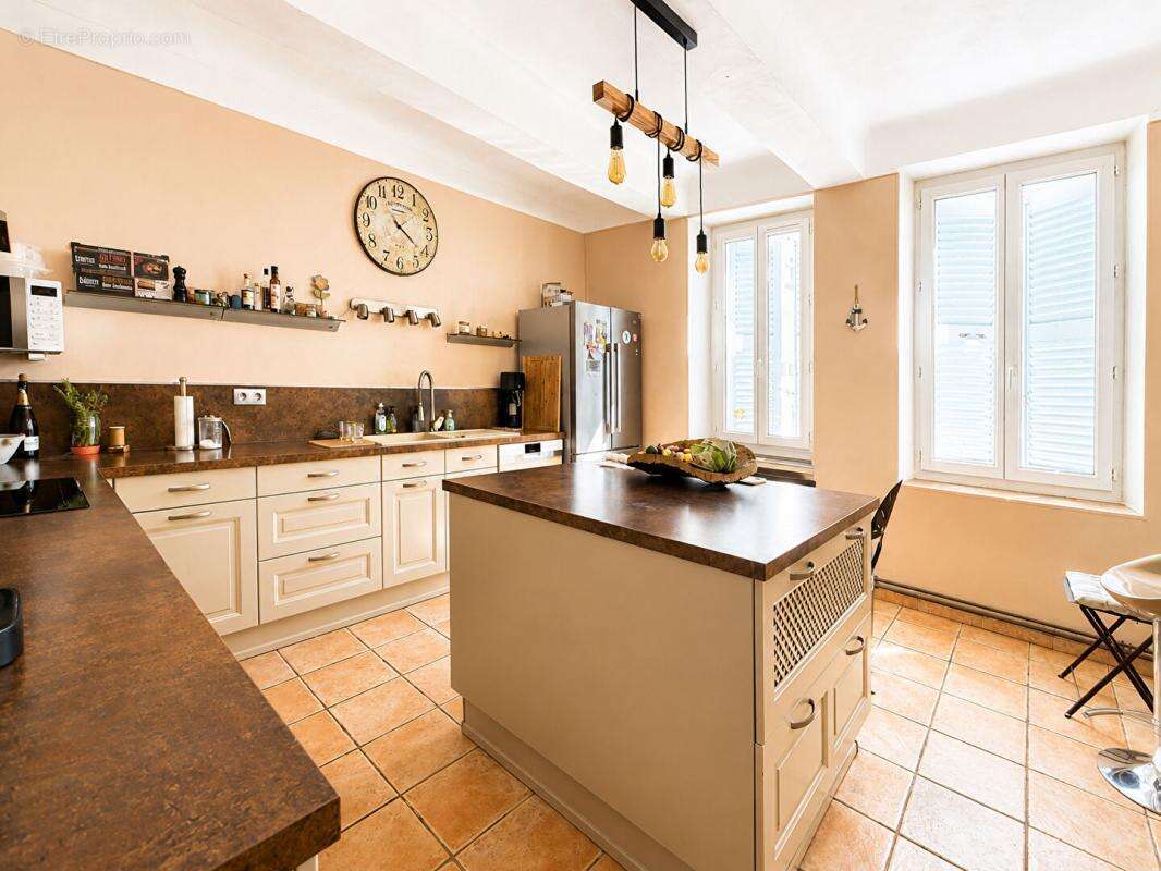 Appartement à HYERES