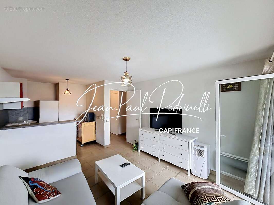 Nice Madeleine  - 2 km des plages - Appartement 2 pièces env 40 m² proche Universités Trotabas et Carlone – balcon - parking pri - photo 12