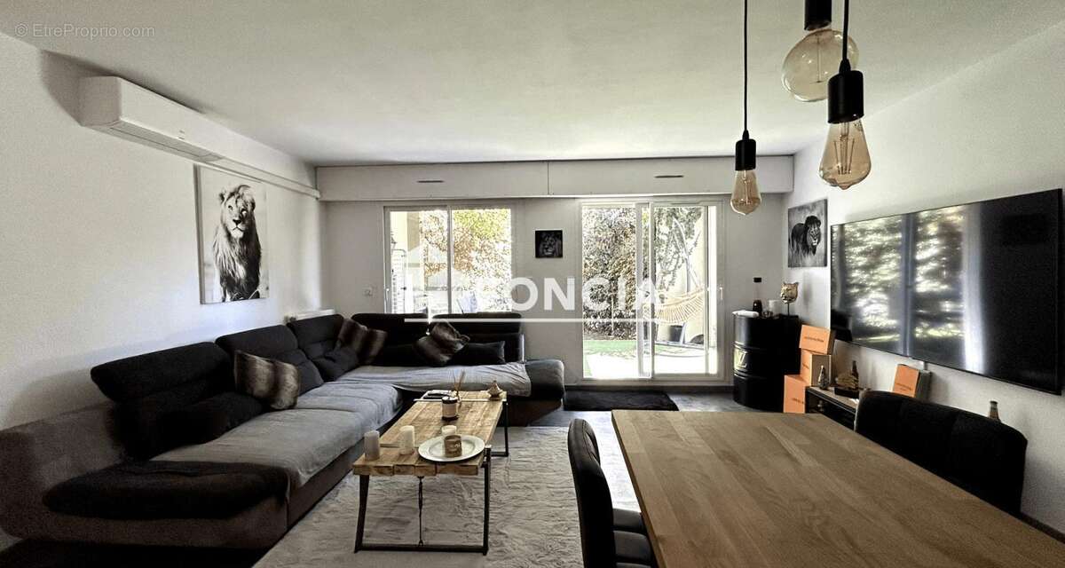 Appartement à NIMES