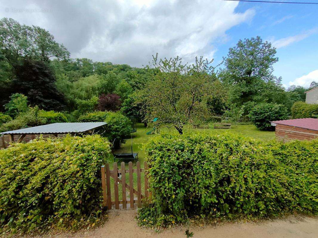 Maison à MORTAGNE-SUR-SEVRE