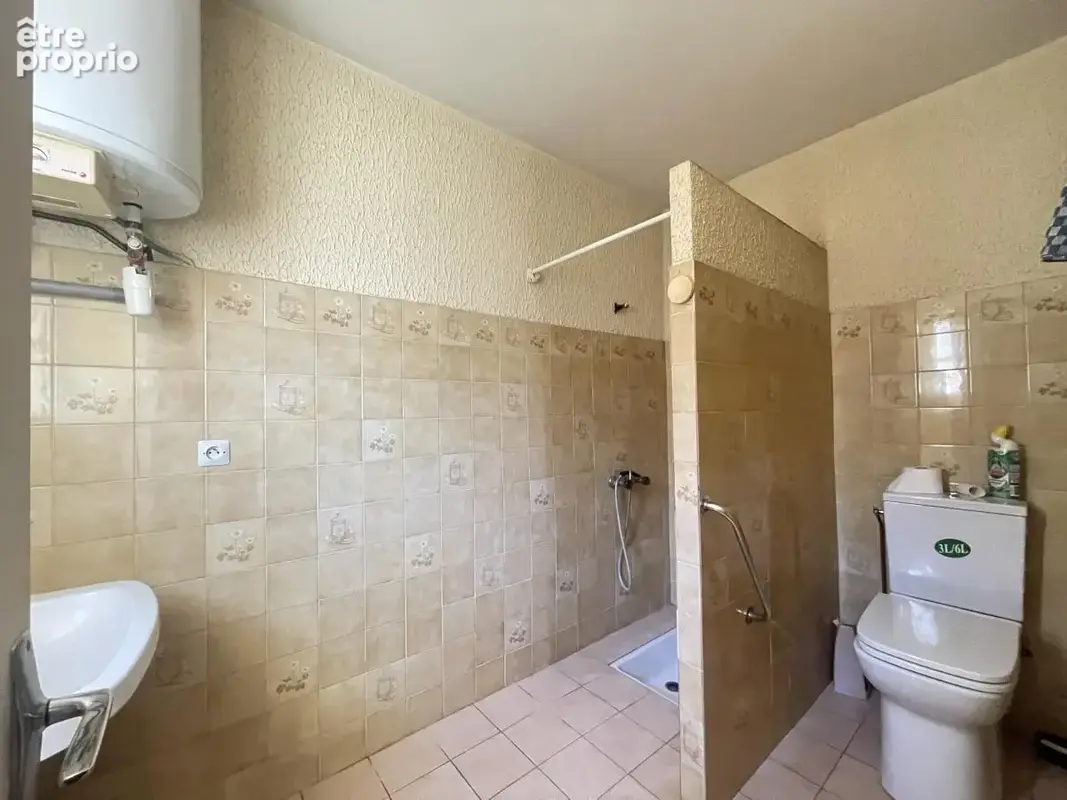 Maison 138 m² à Paulhan  - photo 6