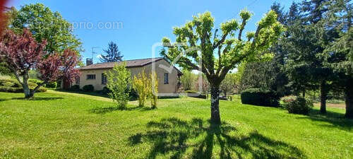 Maison à GOURDON