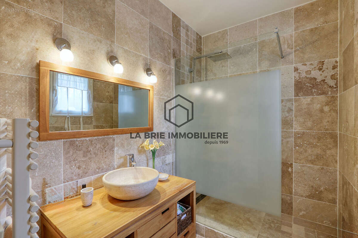 Maison à QUINCY-SOUS-SENART