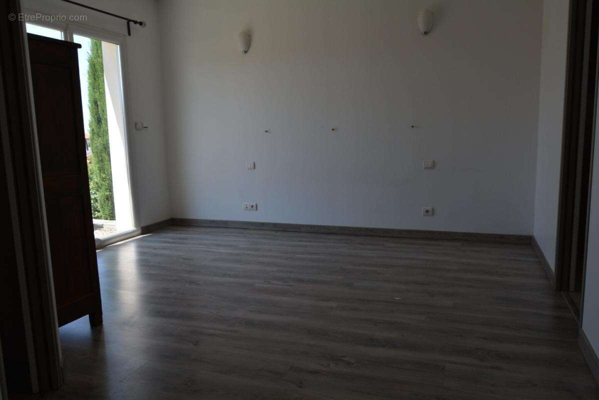 Maison à VILLENEUVE-LES-MAGUELONE