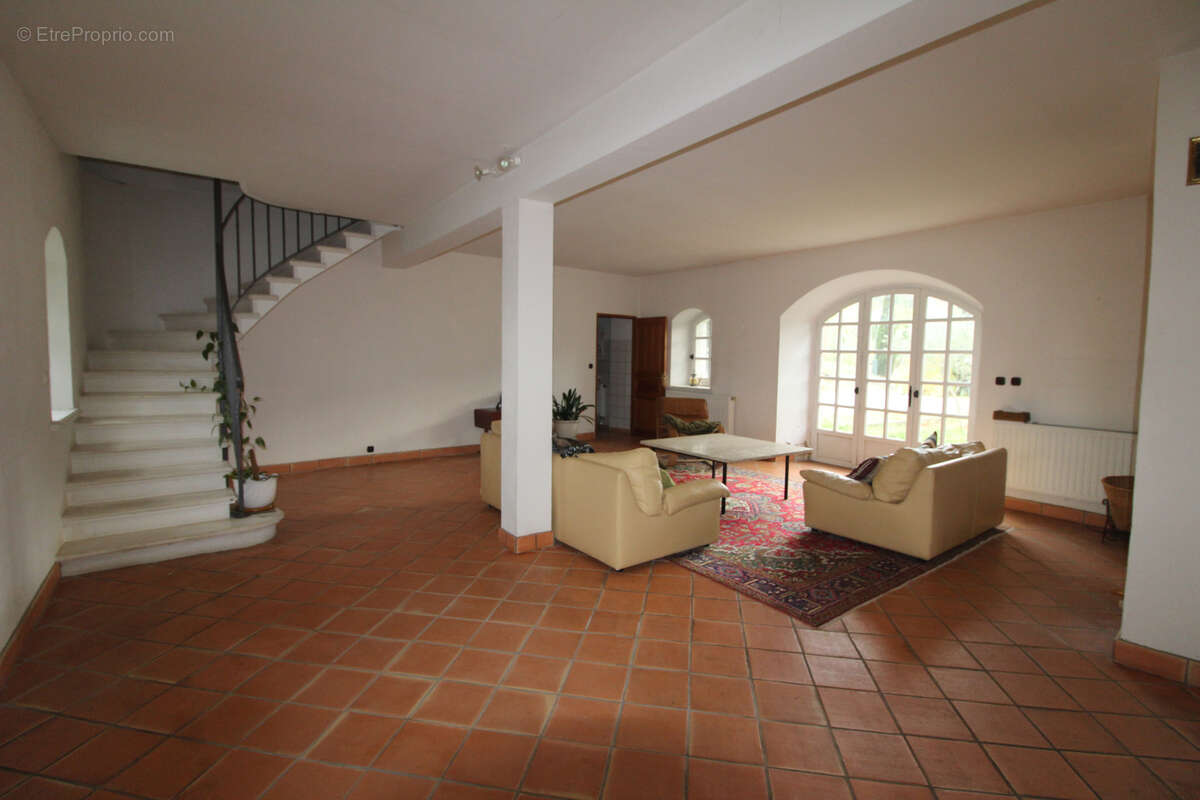 Maison à PIEUSSE