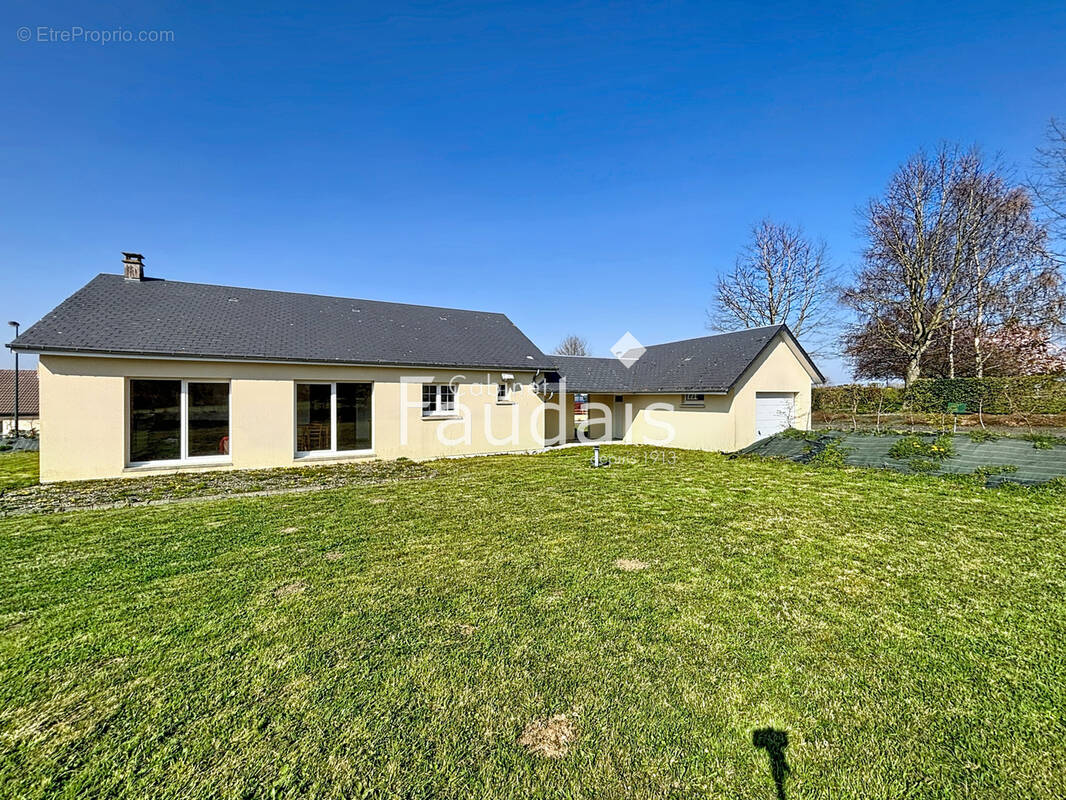 Maison à VILLERS-BOCAGE