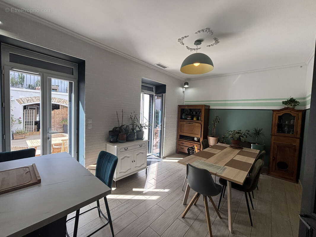 Maison à PUISSERGUIER