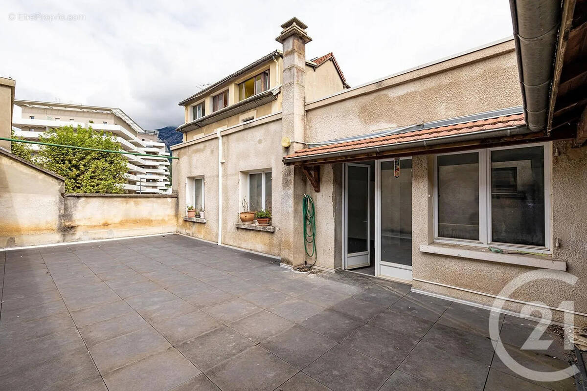 Appartement à GRENOBLE