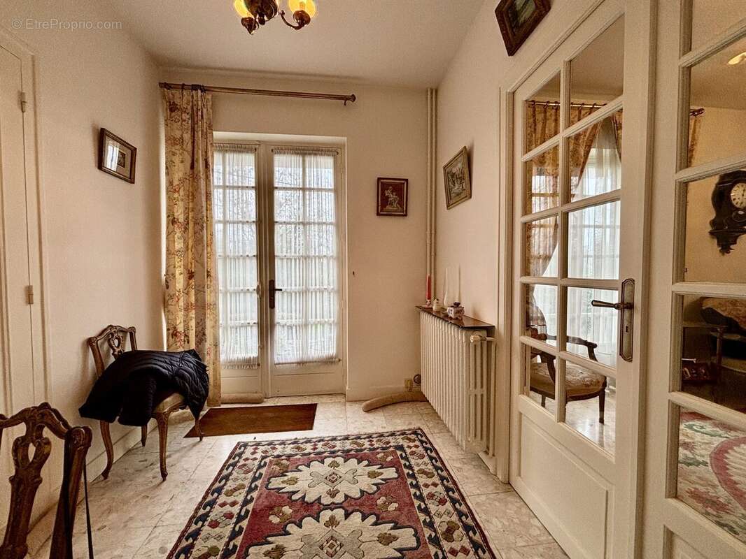 Maison à MONTMORILLON