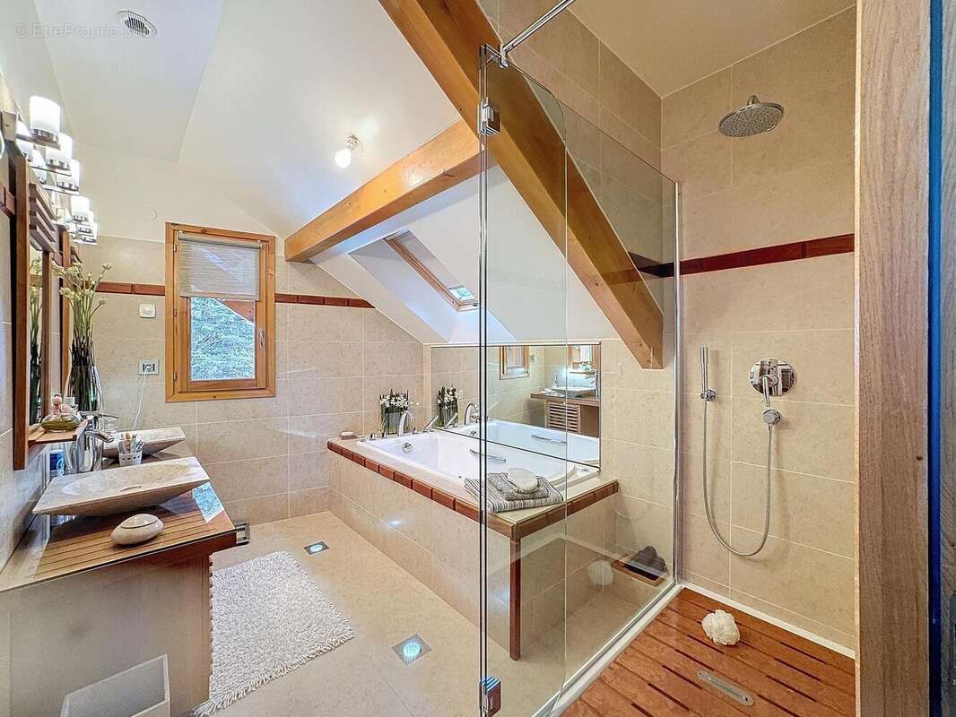 Photo 9 - Maison à LA SALLE-LES-ALPES