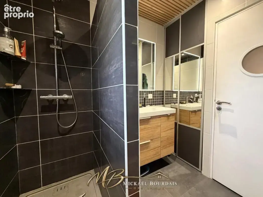 Maison familiale de 125 m² avec 5 chambres, grand sous-sol et deux terrasses – Brette-les-Pins - photo 6