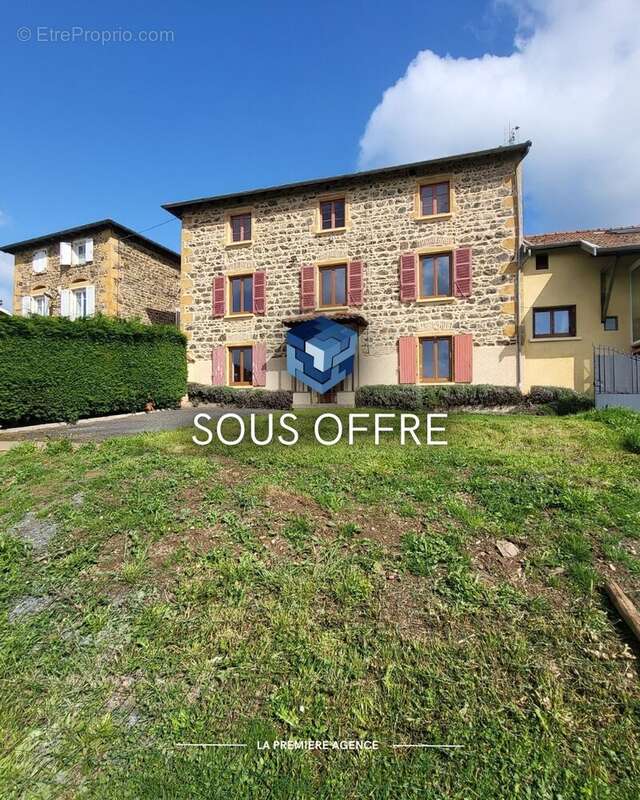 Maison à PONTCHARRA-SUR-TURDINE