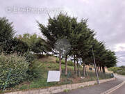 Terrain à SAINT-LAURENT-DE-CHAMOUSSET