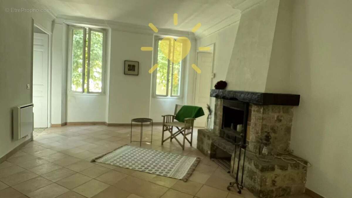 Appartement à BARGEMON