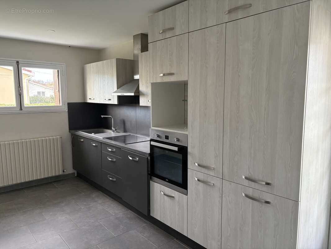 A Bazas Maison avec 2 logements - photo 12