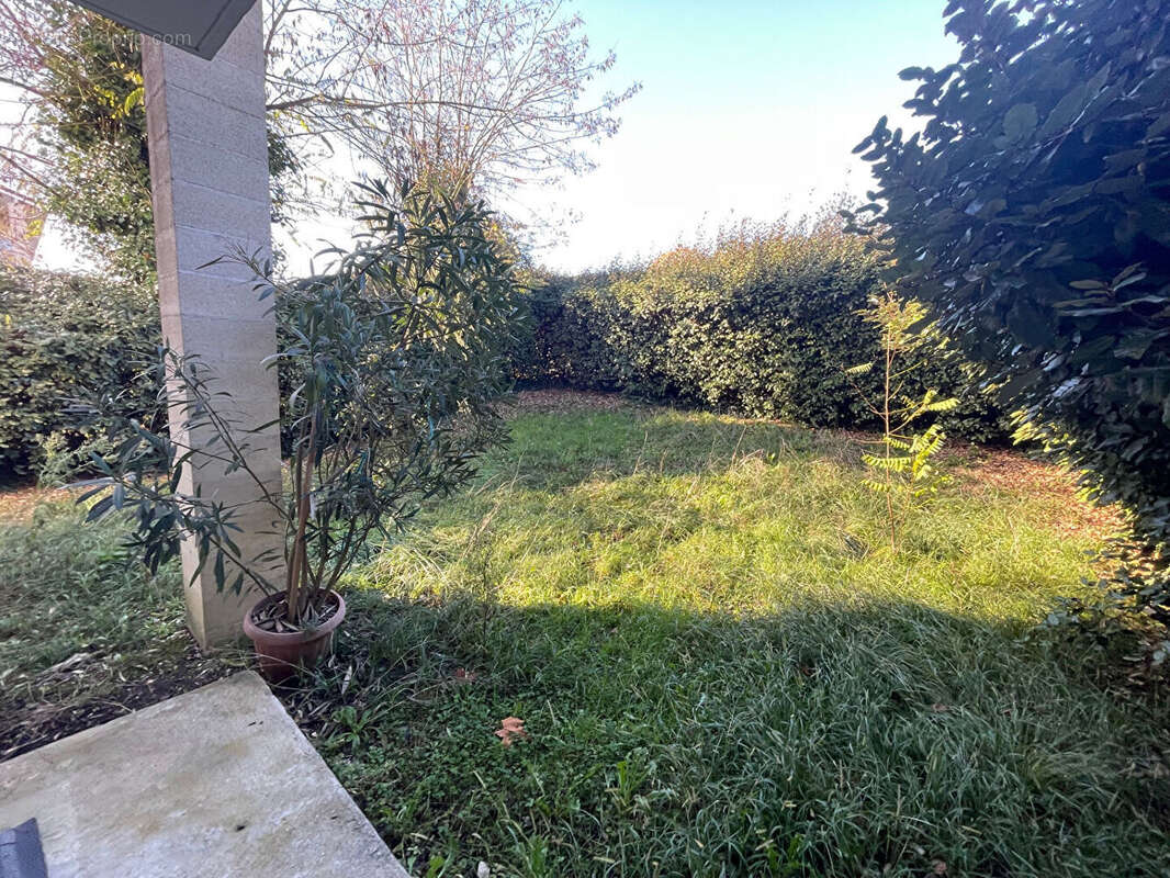 Appartement à VILLENAVE-D&#039;ORNON