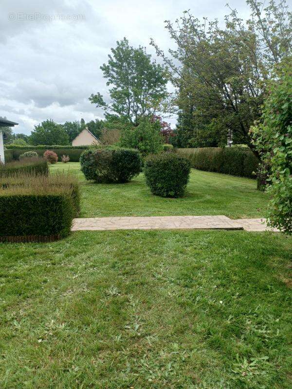 Maison à LA BARRE-EN-OUCHE