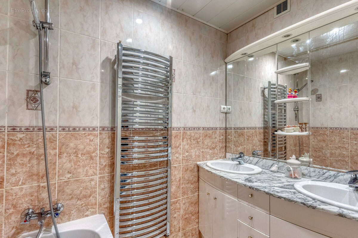 Appartement à ECHIROLLES
