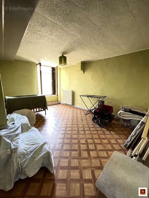 Maison 115 m² à Thiers  - photo 8