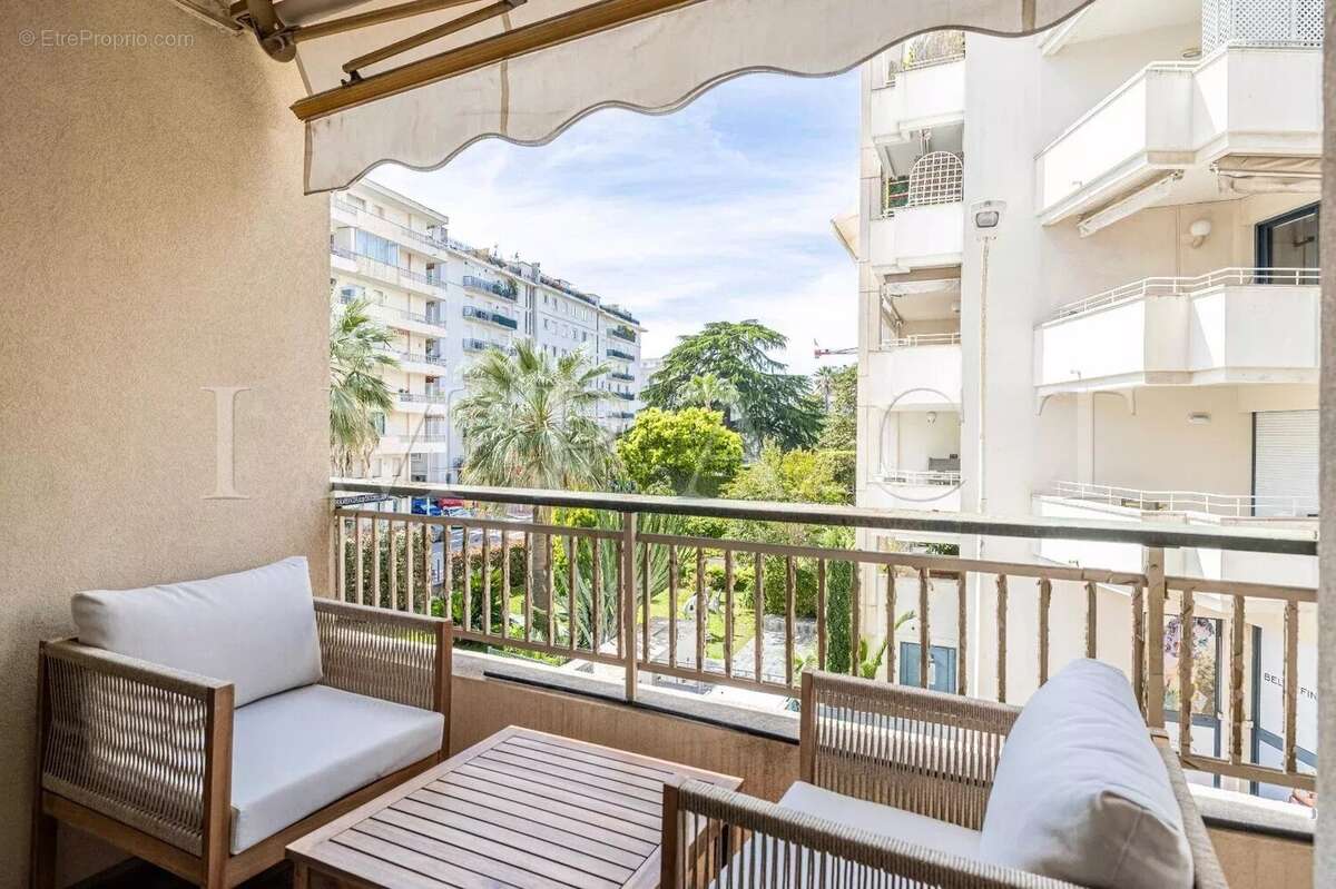 Appartement à CANNES