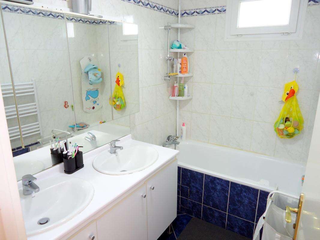 SARCELLES - Maison 7 pièces / 5 chambres - 132 m2- 481 000 € FAI - photo 12