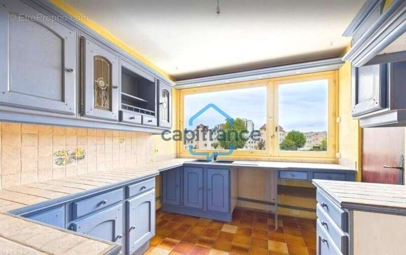 Appartement à VELIZY-VILLACOUBLAY