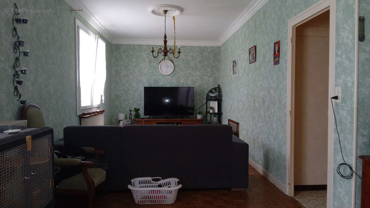 Maison à MAZIERES-EN-GATINE