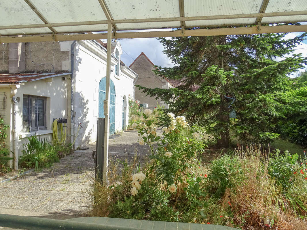 Maison à SELLES-SUR-CHER