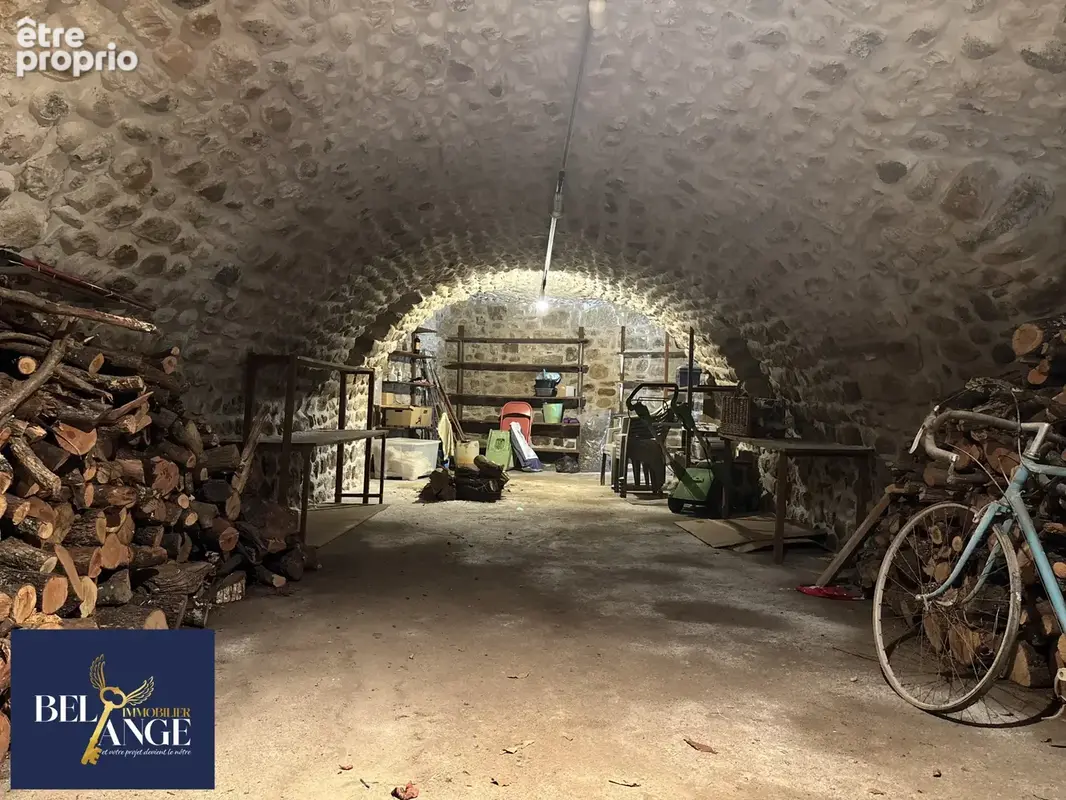 Maison en pierre pleine de charme avec cour intérieure et terrain - photo 32