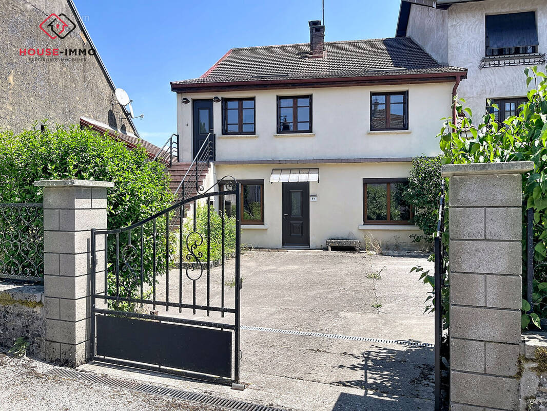 Maison 162 m² à Mesnois  - photo 1