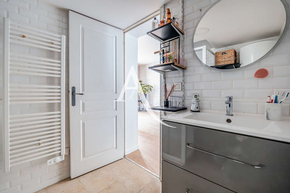 Maison à LIMEIL-BREVANNES