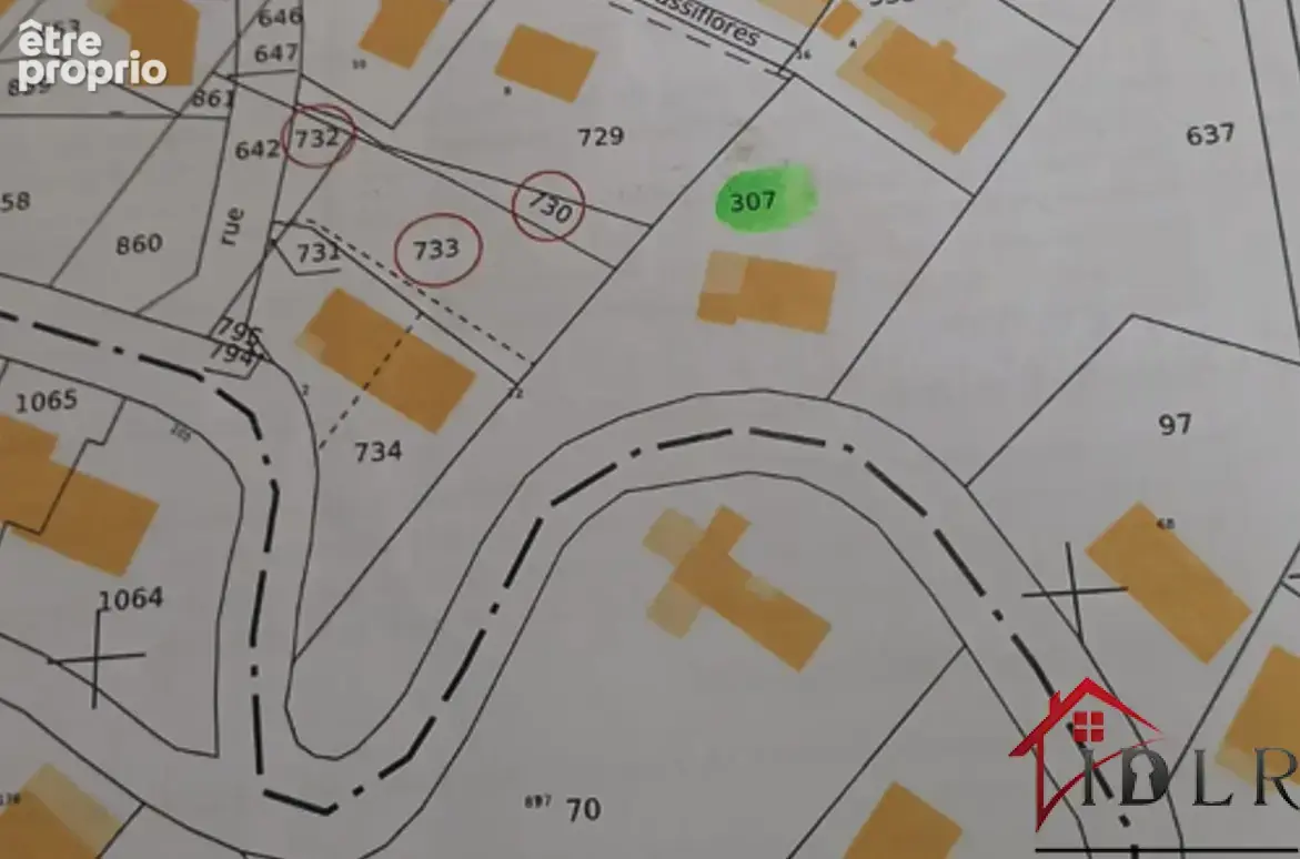 En EXCLUSIVITÉ : Terrain constructible de 1 333 m2 avec vue - photo 11