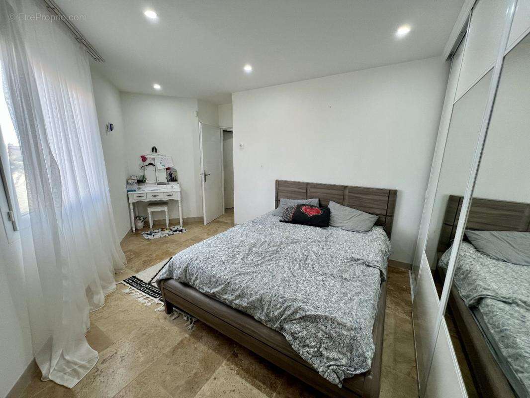 Maison à BEZIERS