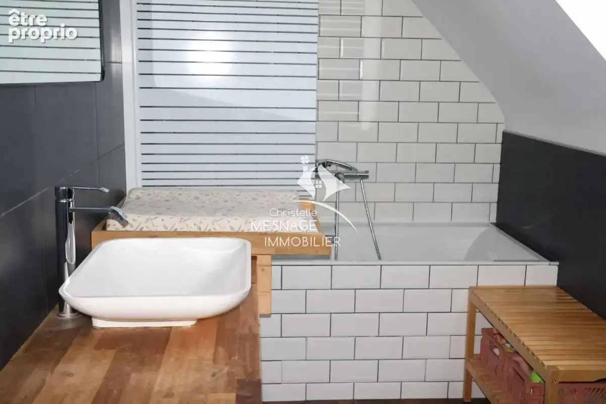 À vendre chez Christelle Mesnage - AUX PORTES DE DINAN -  Pr - photo 25