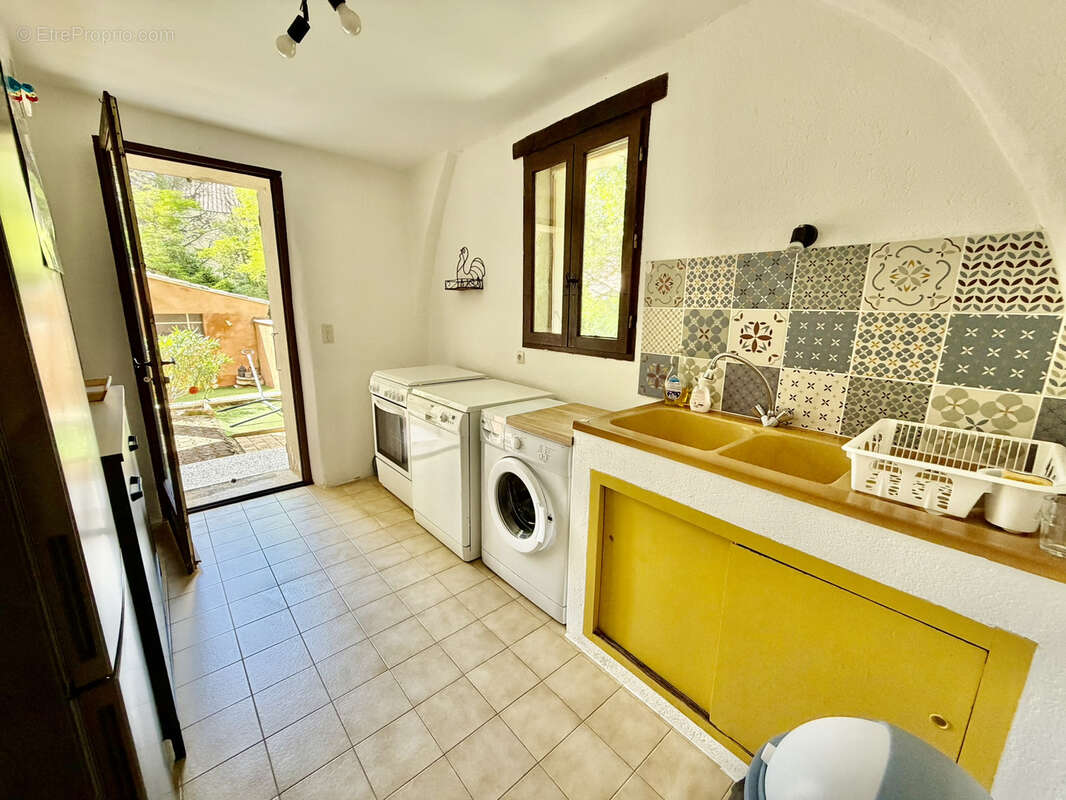 Maison à VAISON-LA-ROMAINE