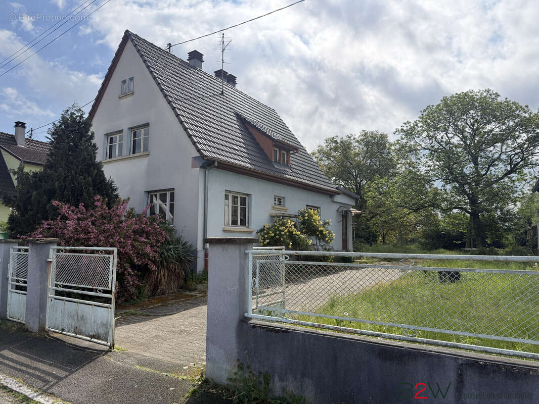 Maison à OBERHOFFEN-SUR-MODER