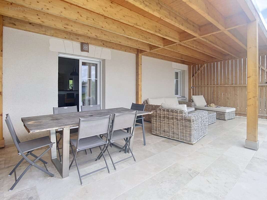 Indre et Loire, 20 mn Sainte Maure de Touraine, Maison type 7, 4 chambres,  avec piscine - photo 2