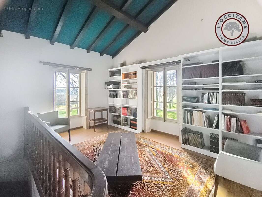 Maison à MAUVEZIN