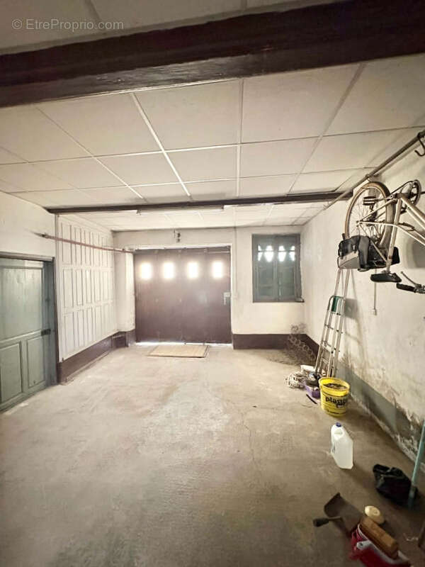 Maison de ville à fort potentiel   Centre de Riom - photo 8