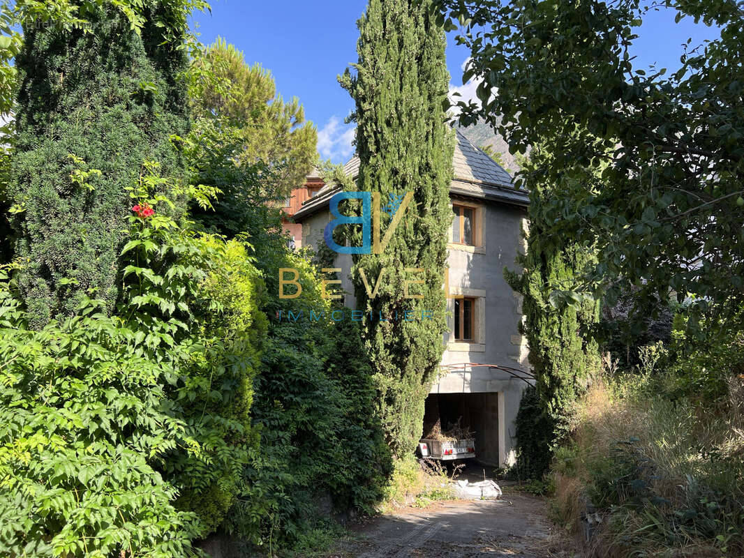 Maison à SAINT-JEAN-DE-MAURIENNE
