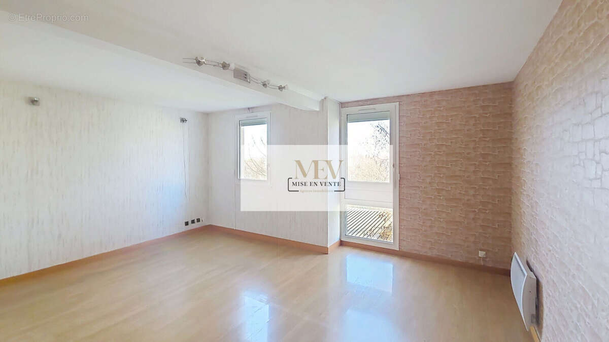 Appartement à BRY-SUR-MARNE